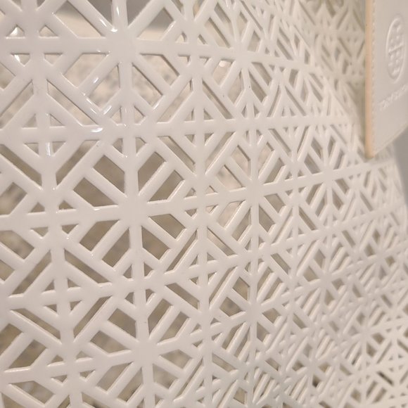 Tory Burch White Large Tote Bag Laser Cut New without Tag - Picture 12 of 14
